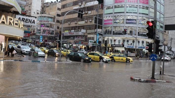 منخفض جوي مصحوب بكتلة هوائية شديدة البرودة يأثر على البلاد