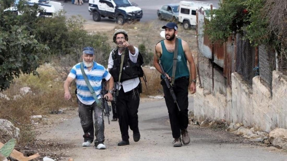 مستوطنون يقتحمون نبع قريوت جنوب نابلس