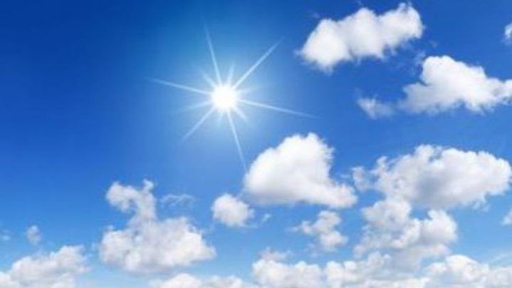 انخفاض درجات الحرارة مع بقائها أعلى من معدلها العام بقليل