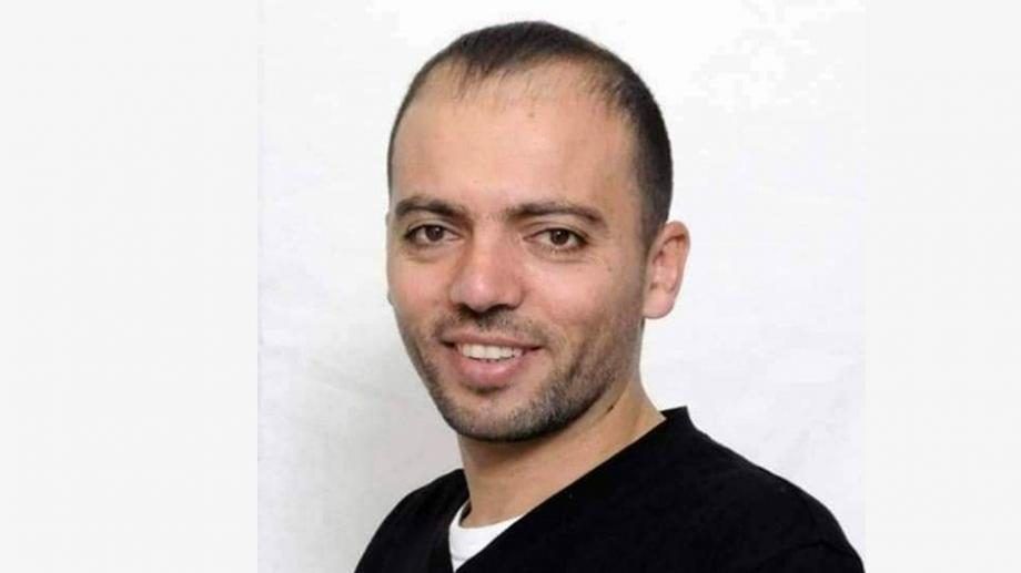 تحذر من انتكاسة صحية مفاجئة قد تؤدي لاستشهاد الأسير عواودة