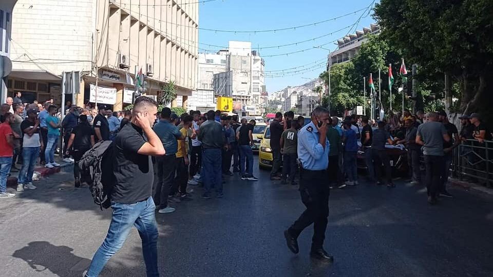 اضراب نقابة العاملين في بلدية نابلس