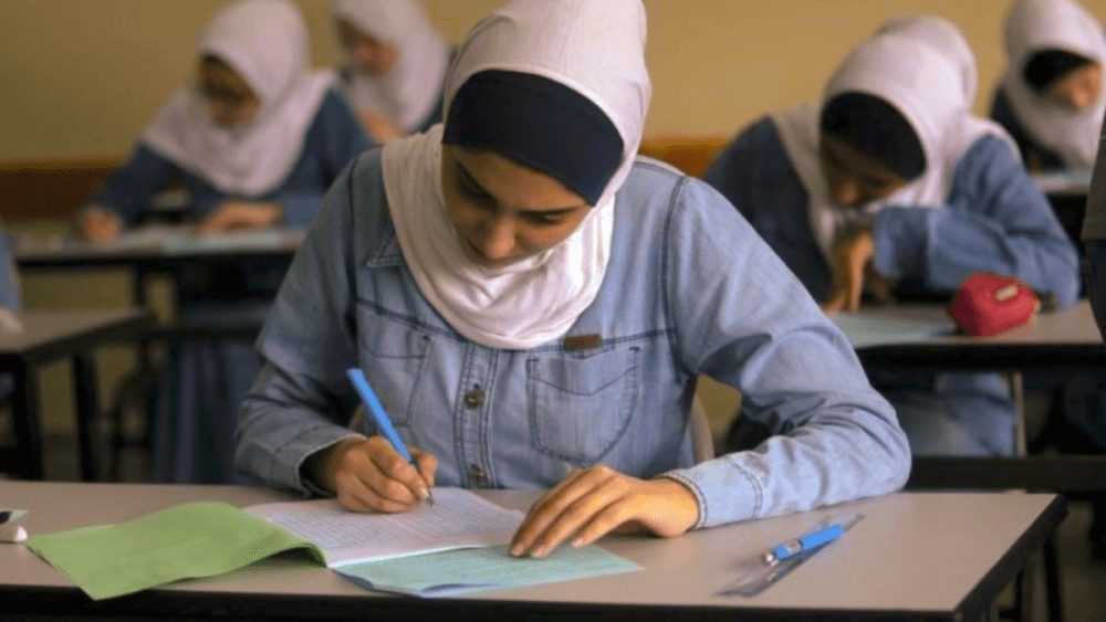 "التعليم" تنشر تعميمًا بشأن تعديل أسئلة امتحانات "التوجيهي"