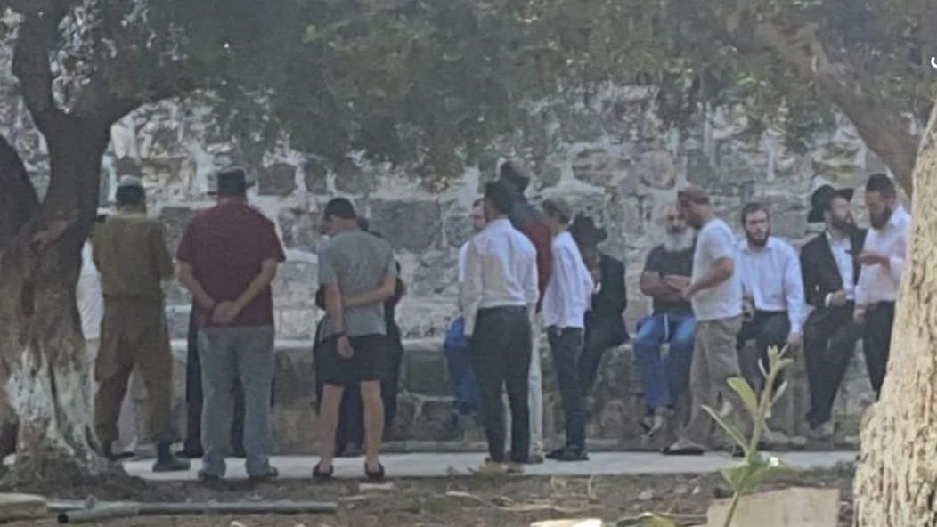 عشرات المستوطنين يقتحمون "الأقصى"