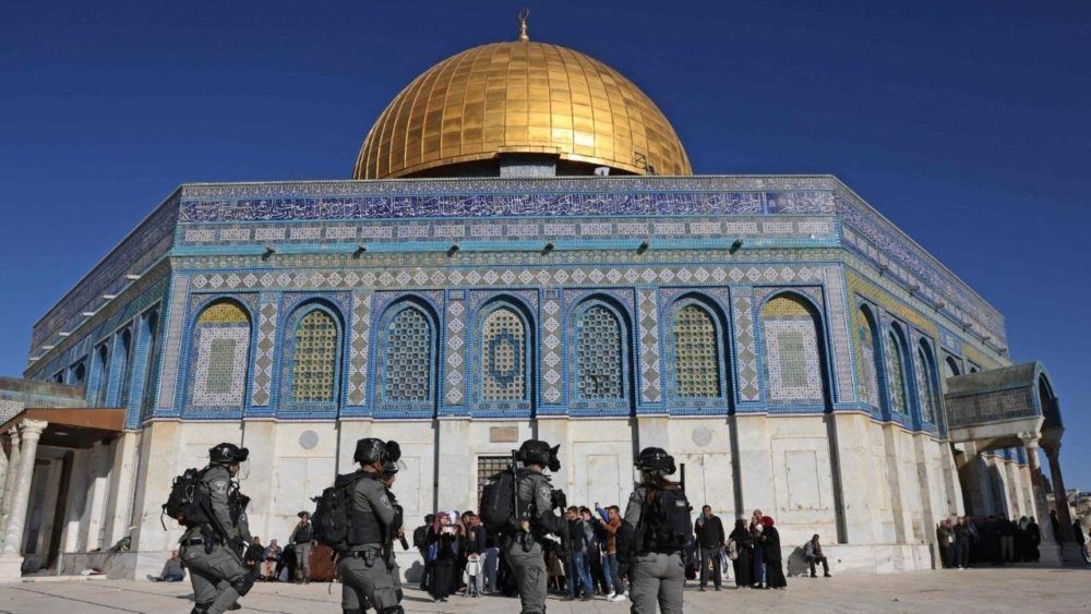 الأوقاف: 22 اقتحاما للأقصى ومنع رفع الأذان في الإبراهيمي 50 وقتا خلال شهر أيار المنصرم