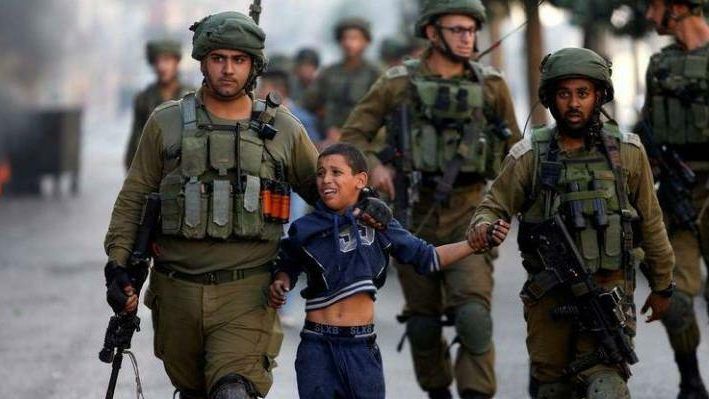 الاحتلال اعتقل (450) طفلاً منذ مطلع العام غالبيتهم العظمى من القدس