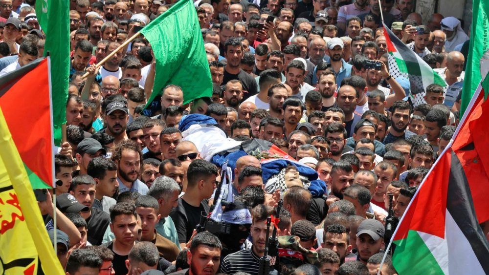 تشييع حاشد للشهيدين قبها ومحيسن في جنين وبيت لحم