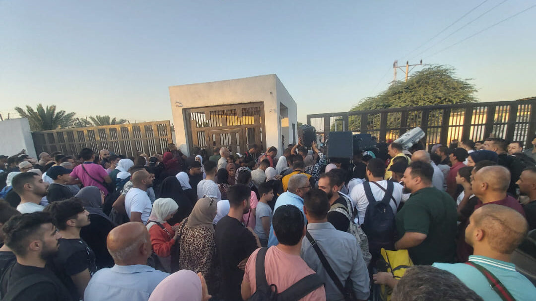 اجتماع اردني فلسطيني لإيجاد حل سريع لأزمة معبر الكرامة