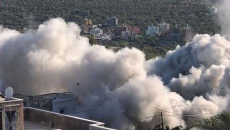 الاحتلال يهدم منزل الأسير يوسف عاصي وينسف منزل الأسير يحيى مرعي في قراوة بني حسان