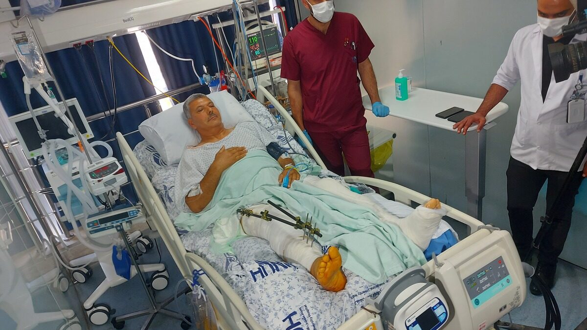 ناصر الدين الشاعر