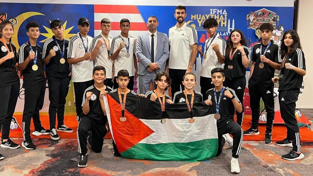 فلسطين تحصد 13 ميدالية ببطولتيّ العالم والأندية للعبة "المواي تاي" في ماليزيا