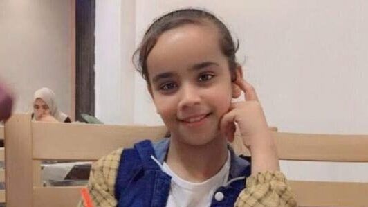 ارتقاء طفلة أُصيبت خلال العدوان على غزة