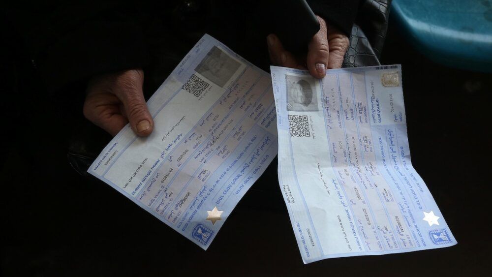 وزير العمل: وضعنا آلية جديدة لاستصدار تصاريح العمل وسنلاحق "السماسرة"