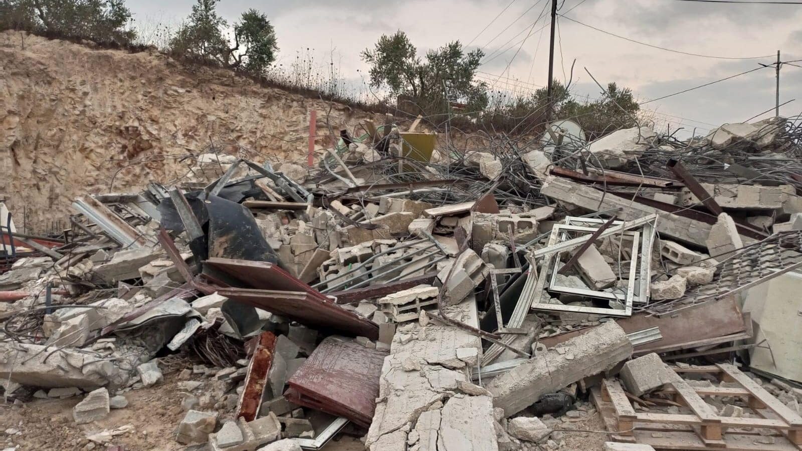 الاحتلال يهدم منزلا مأهولا في بلدة سبسطية