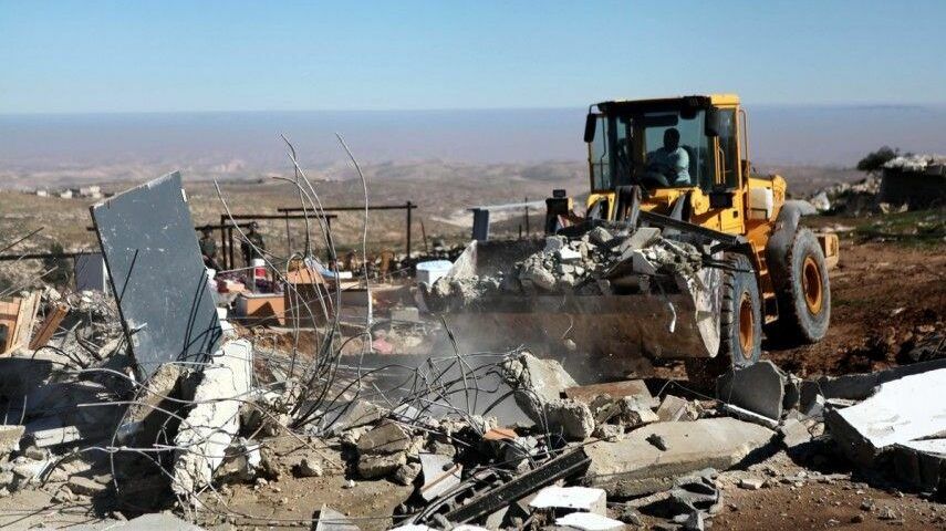 الاحتلال يهدم منشآت زراعية في برقة وبتير وكفر الديك