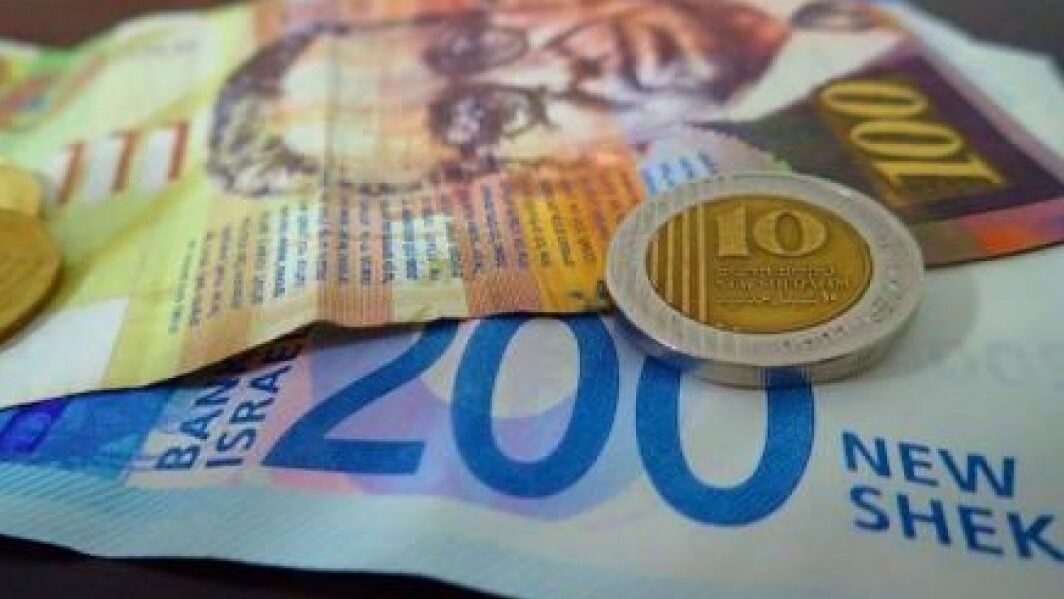 الدولار يواص الهبوط.. أسعار صرف العملات مقابل الشيكل