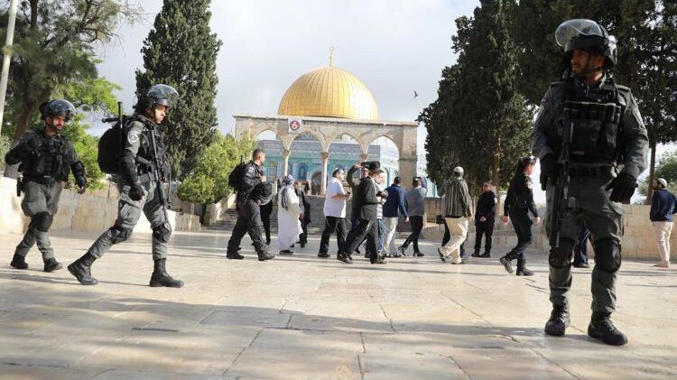 خلال آب: 23 اقتحامًا للأقصى ومنع رفع الآذان 47 وقتاً في "الإبراهيمي"