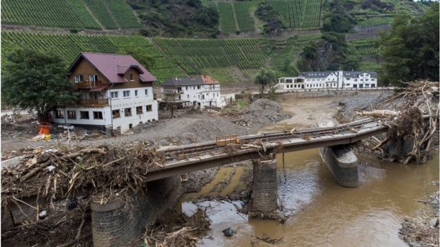 التغيرات المناخية.. بين الموجات الحرارية والفيضانات المدمرة