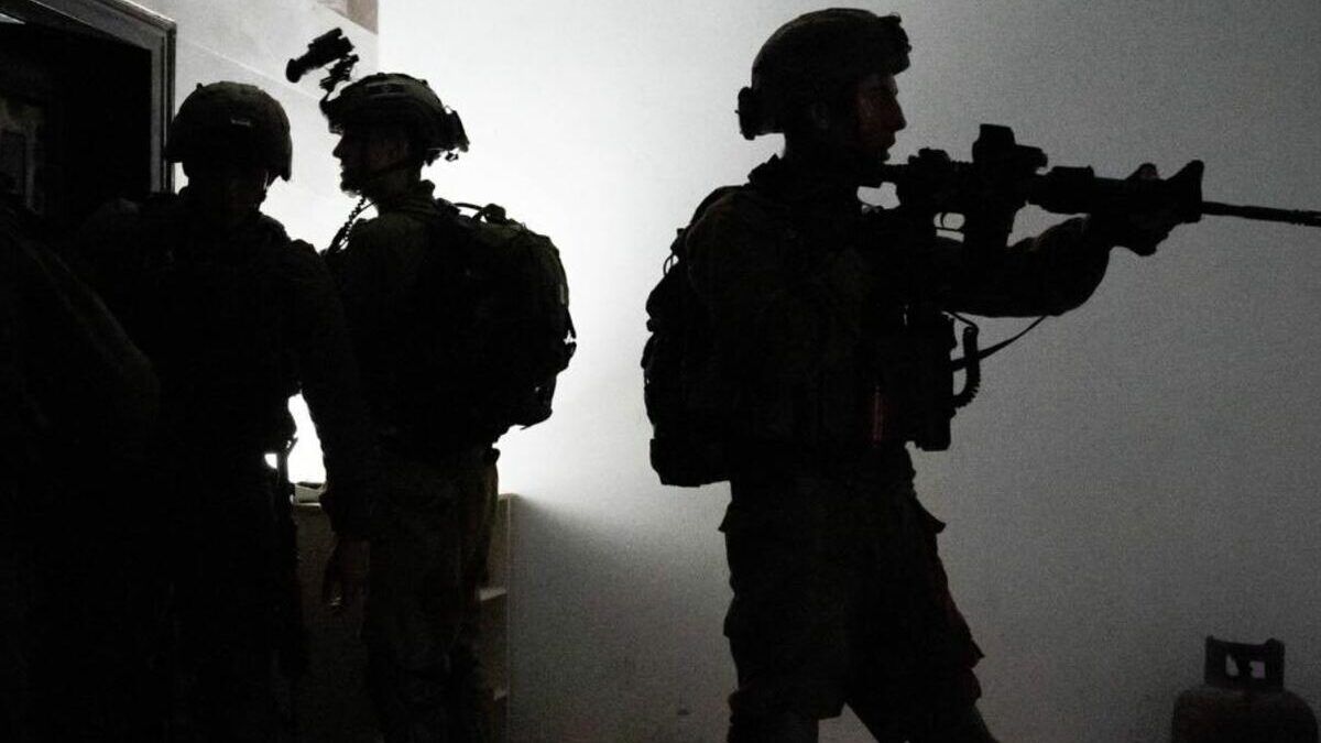 الاحتلال يعتقل 3 مواطنين ويستولي على تسجيلات كاميرات مراقبة من جماعين