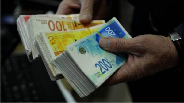 "المالية": رواتب الوزراء تصرف بنسبة 80% اسوة بباقي موظفي الدولة