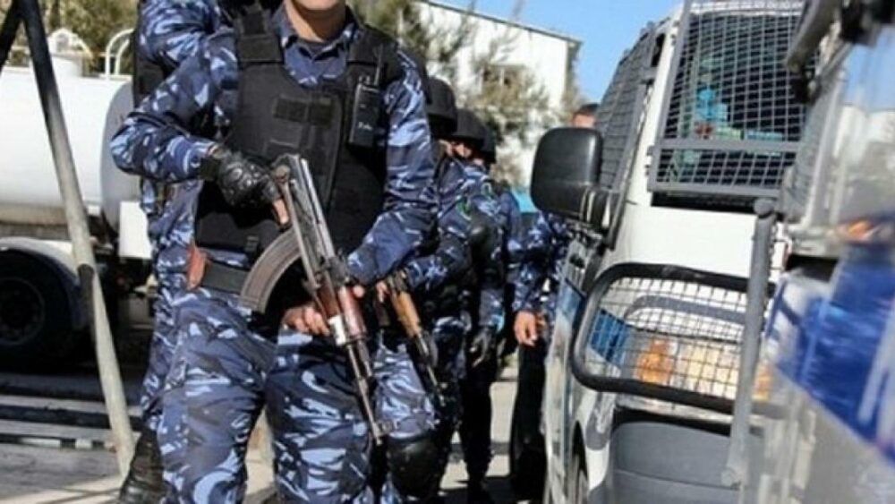 الشرطة توقف مواطنًا طعن ابنته بمدرسة شمال قطاع غزة