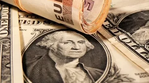 ارتفاع الدولار يُرهق الاقتصاد العالمي