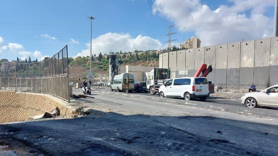 الاحتلال يعيد فتح حاجز مخيم شعفاط بعد 5 أيام من الحصار المشدد