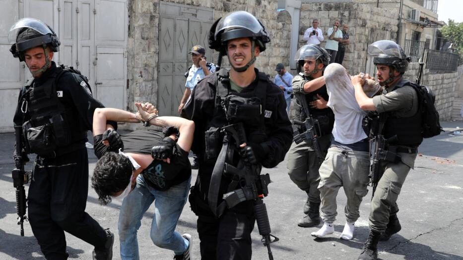 مؤسسات الأسرى: الاحتلال اعتقل (445) فلسطينيا خلال أيلول الماضي