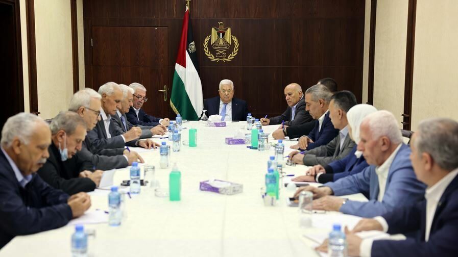 اللجنة المركزية تجتمع اليوم لبحث التطورات على الساحة الفلسطينية