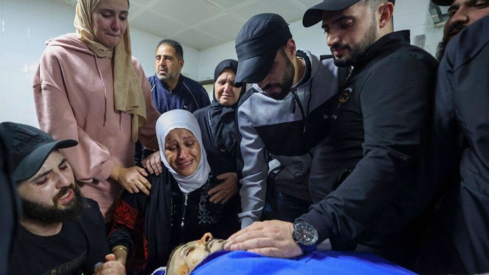 تشييع جثمان الشاب الكيلاني الذي ارتقى فجر اليوم