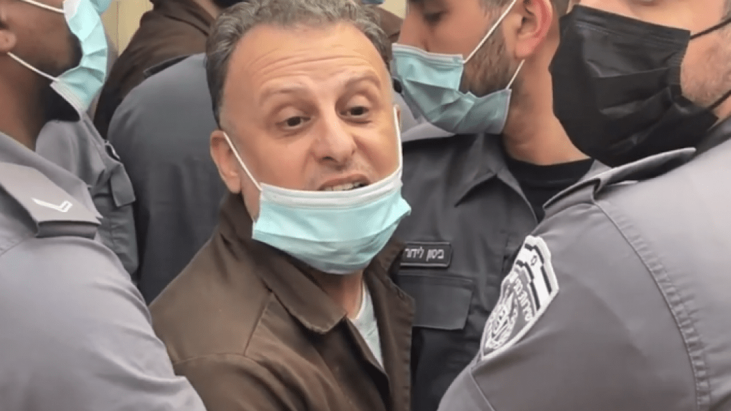 الأسير يعقوب قادري يدخل عامه الـ20 في سجون الاحتلال