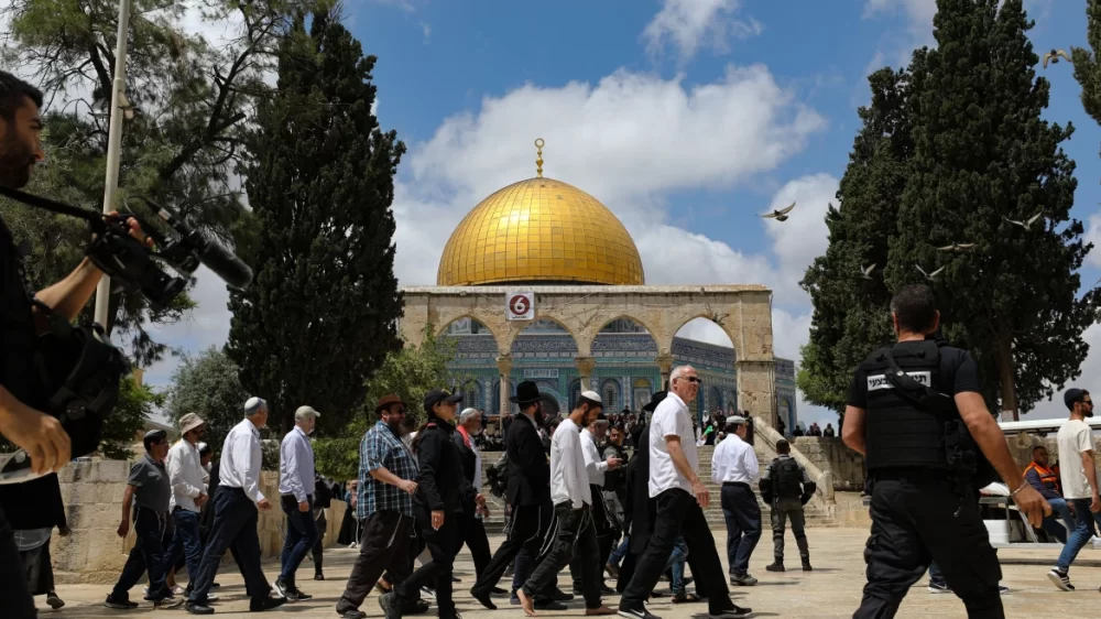 22 اقتحاما للأقصى ومنع رفع الأذان 57 وقتا في الحرم الإبراهيمي الشهر الماضي