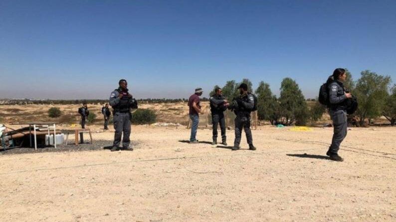 الاحتلال يخطر بهدم "بركس"شرق طوباس