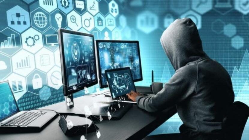 يديعوت: قراصنة يخترقون صفحات إلكترونية لدى الاحتلال وينشرون بيانات آلاف الإسرائيليين