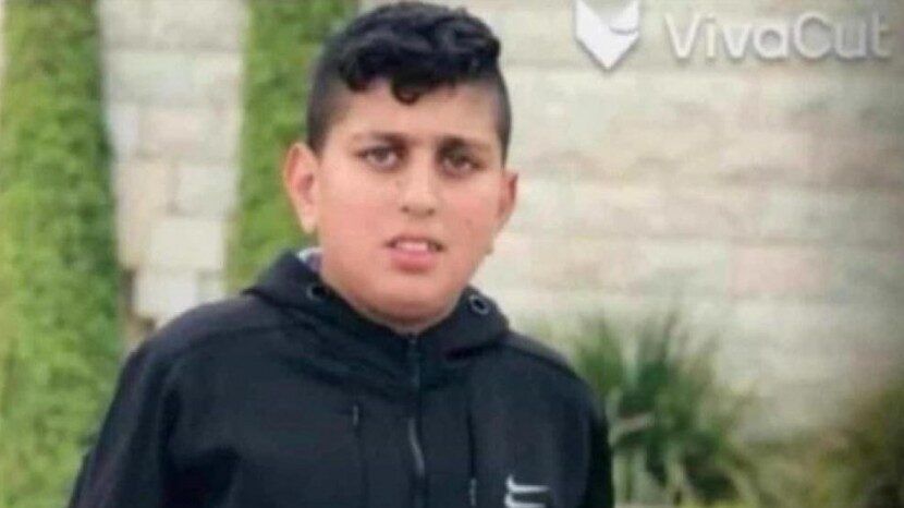 استشهاد الطفل عيسى الطلقات من النقب متأثراً بإصابته