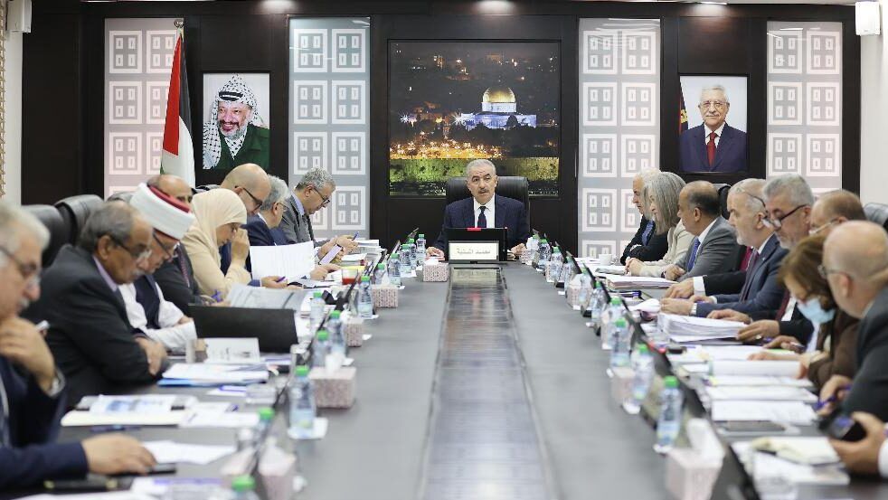 اشتية: على العالم رفض الاستيطان والقتل والدمار وتدفيع إسرائيل ثمن سياساتها العدوانية