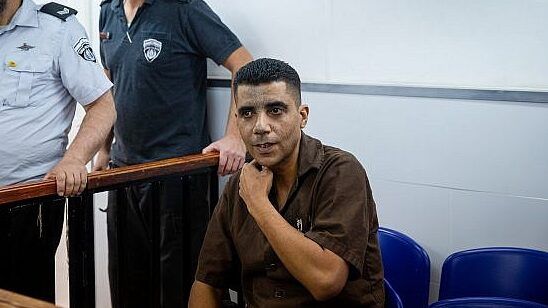 الأسير زكريا الزبيدي ما زال يعاني من ظروف عزل قاسية