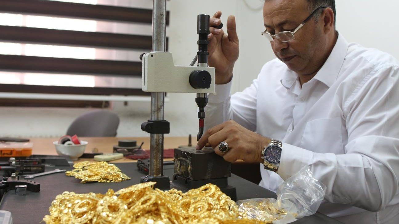 ارتفاع دمغ الذهب بنسبة 25% الشهر الماضي