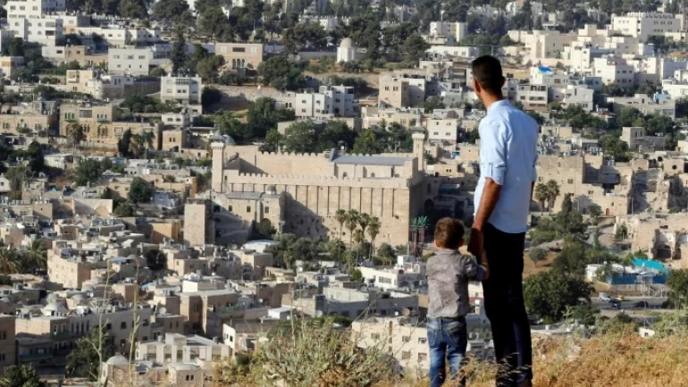 كـنـت فـي الـخـلـيـل!