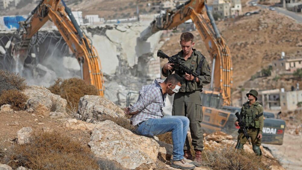 الثاني اليوم.. الاحتلال يهدم منزلا في القدس المحتلة