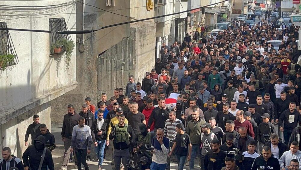 تشييع جثمان الشهيد السعدي في مخيم جنين