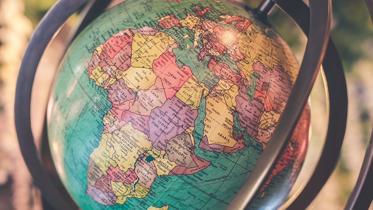 لا بديل عن العلاقات الدولية العربية