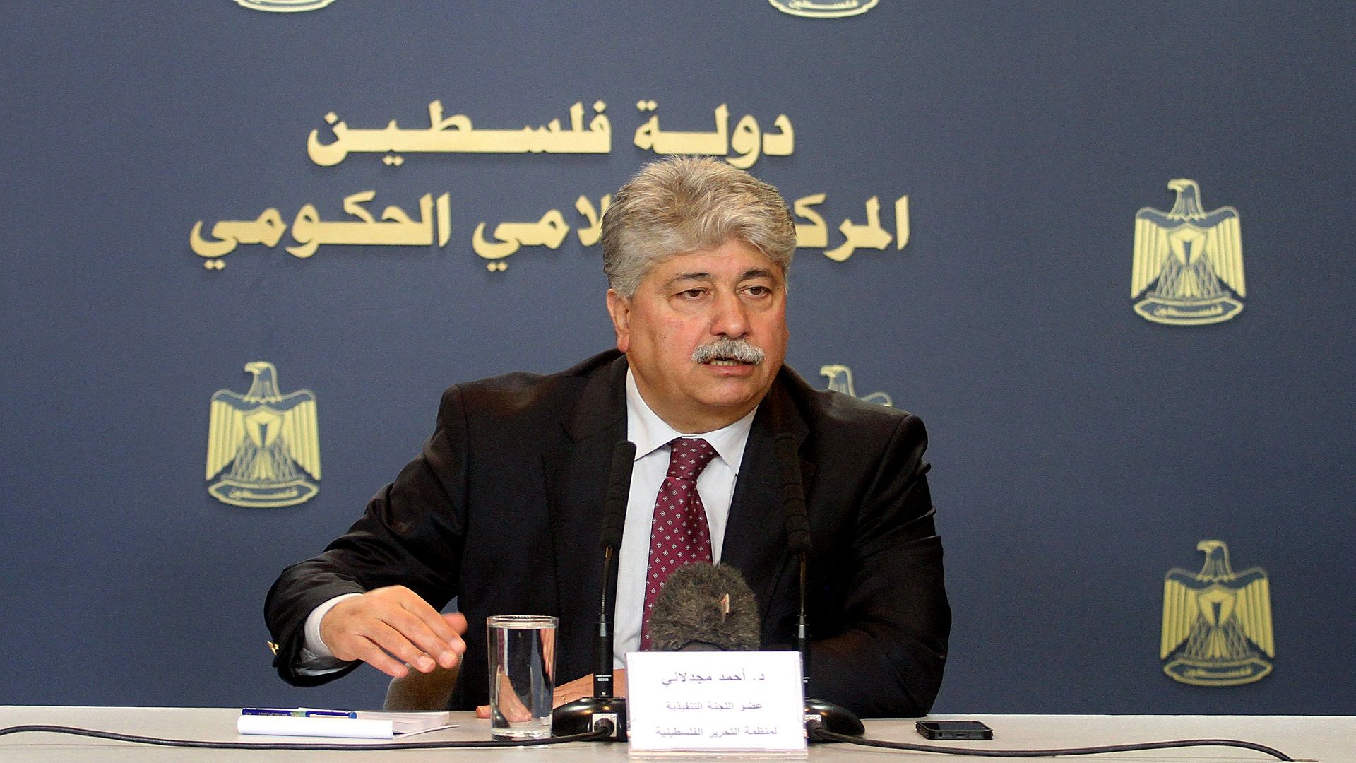 مجدلاني: الاحتلال يحاول إفساد فرحة الأعياد بمنع الوصول لأماكن العبادة في القدس وبيت لحم