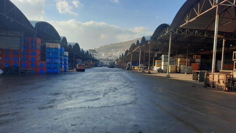 نابلس: نقل البسطات العشوائية من مركز المدينة إلى سوق الخضار الغربي