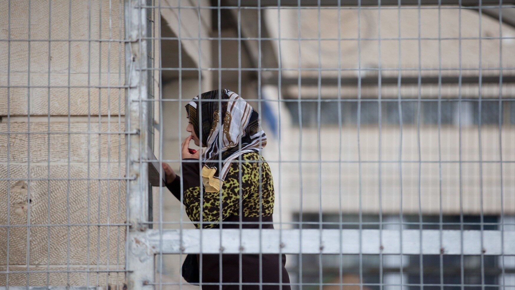 نادي الأسير: 29 أسيرة بينهن طفلتان يقبعن في معتقلات الاحتلال