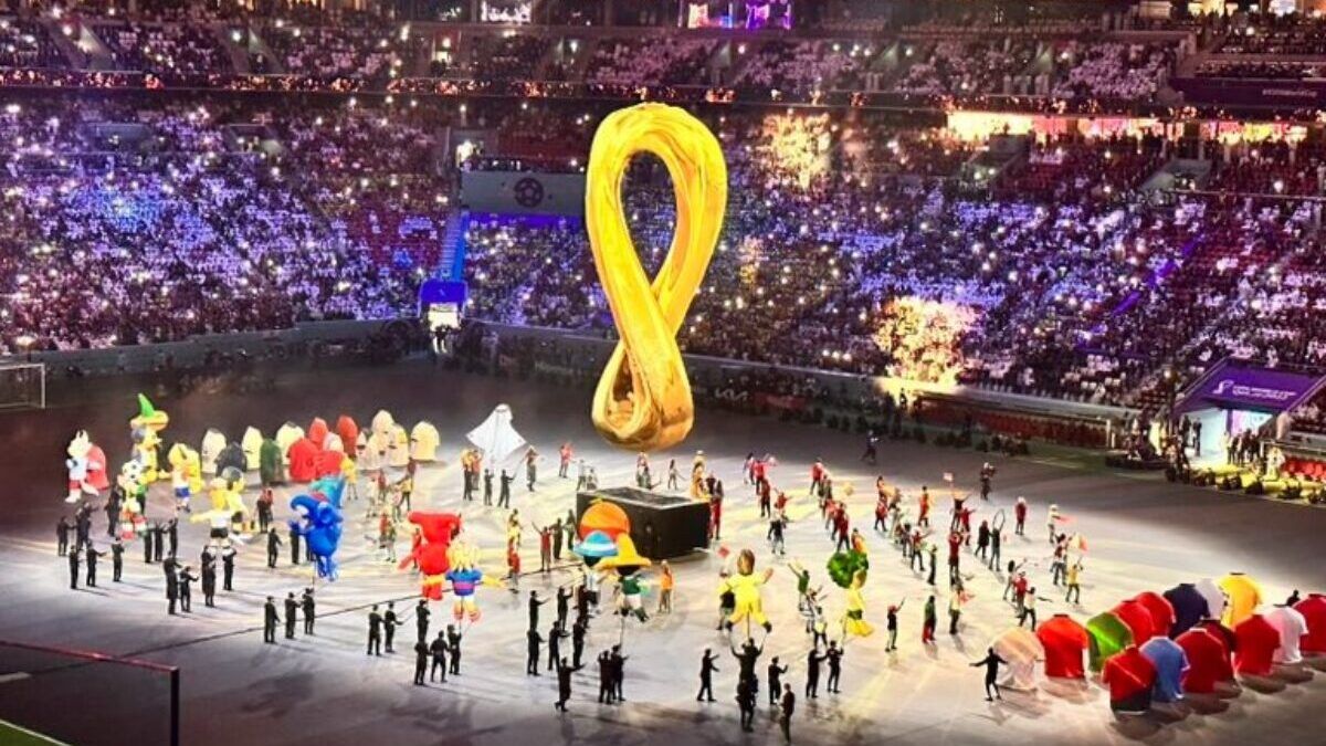 مَنْ فرّقتهم السياسة، ألا يوحدهم المونديال..!!