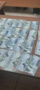 الشرطة تقبض على سيدة مشتبه فيها بأعمال الشعوذه والإحتيال في نابلس