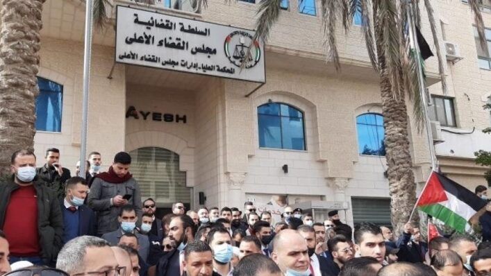 نقابة المحامين تعلن عن تصعيد نقابي "دفاعاً عن مكتسباتها"