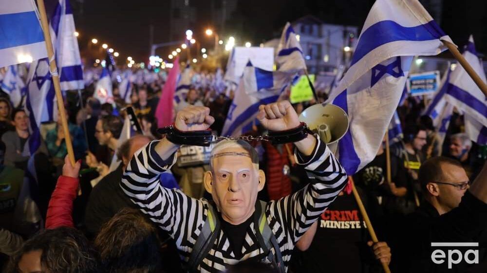 دمهم في رقبتك يا بيبي