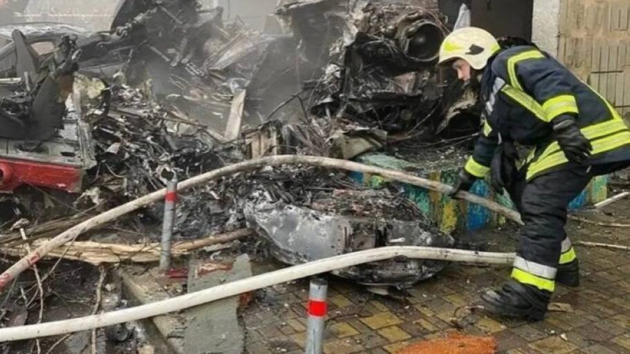 16 قتيلا بينهم وزير الداخلية الأوكراني في تحطم مروحية قرب كييف