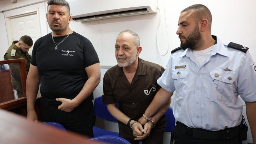 الاحتلال يؤجل محاكمة الأسير بسام السعدي